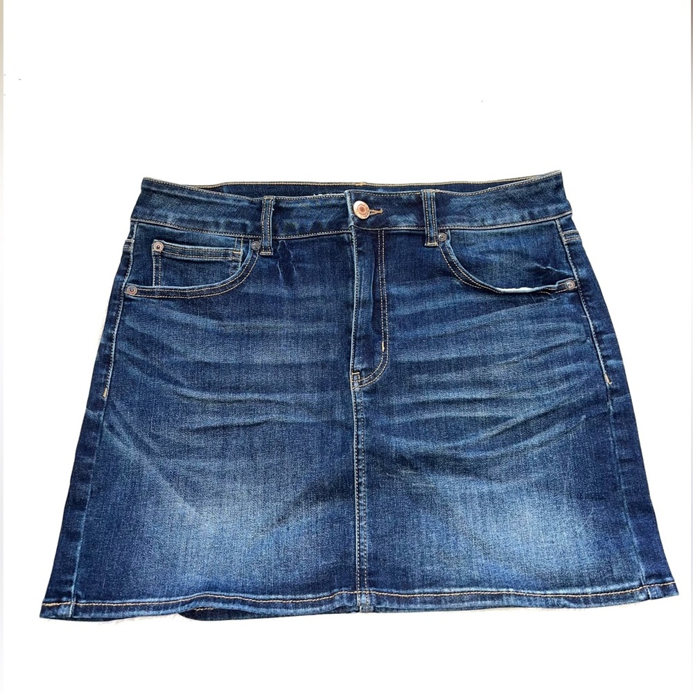 American Eagle Dark Wash Hi-Rise Dark Wash Mini Skirt
